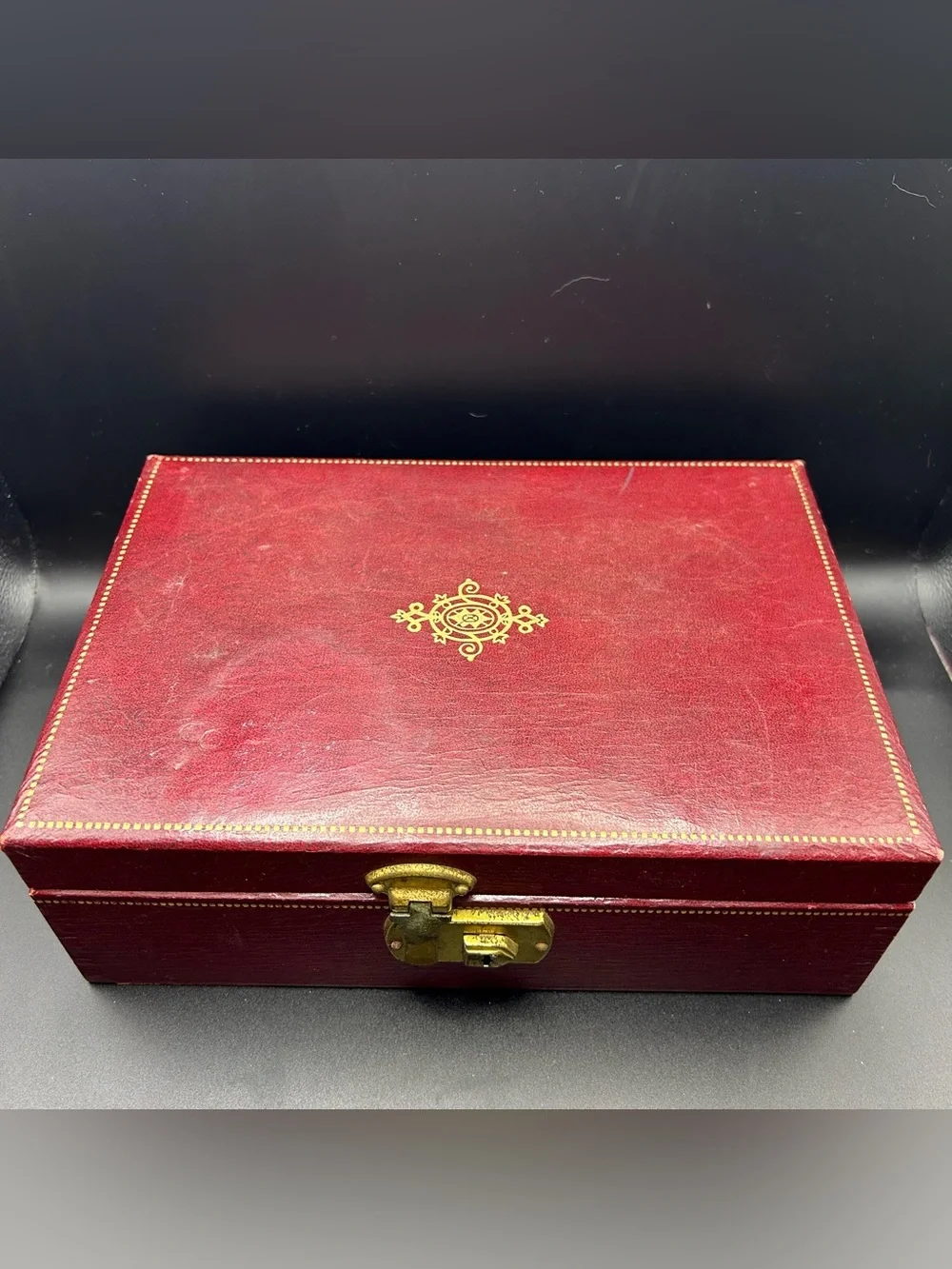 Vintage Mele/Thorens Burgundy & Gold Leatherette Jewelry Music Box. Tested Works
